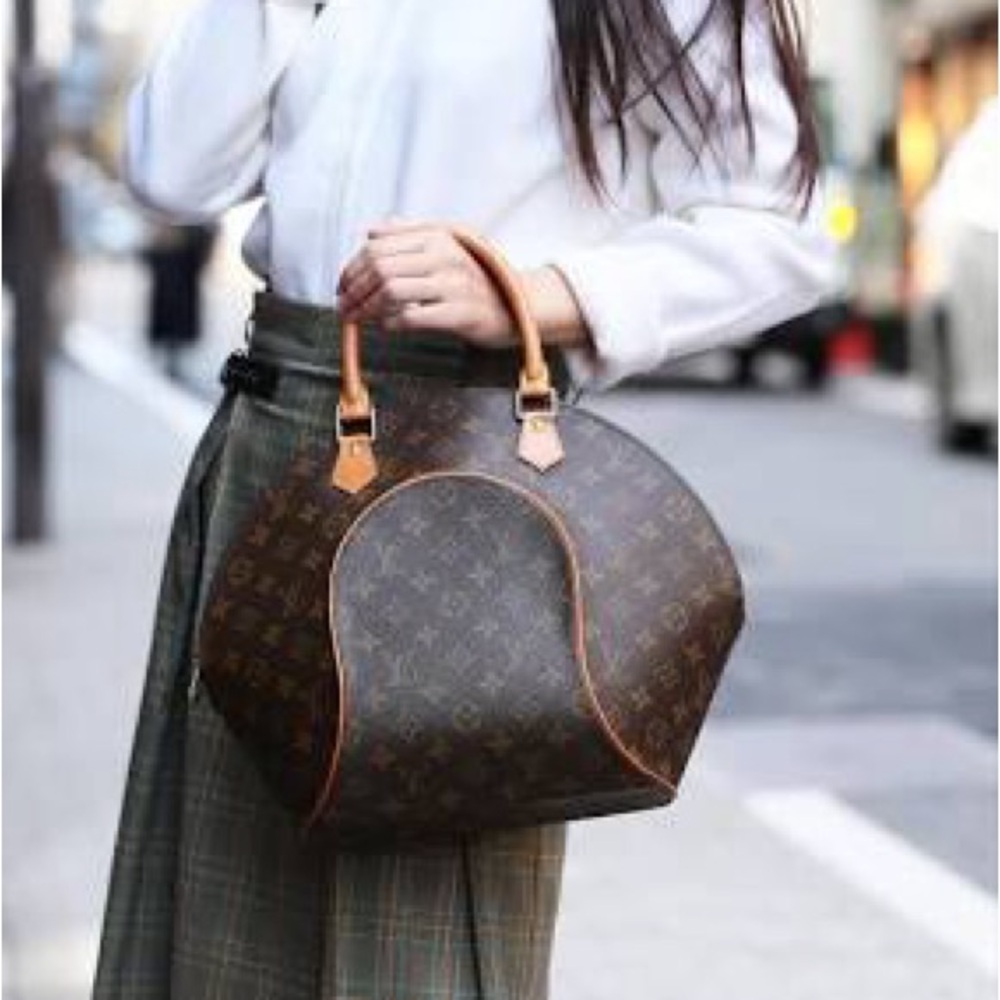 Louis Vuitton Ellipse MM